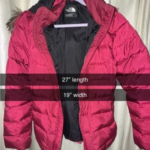 The North Face Women's Magenta Puffer Jacket